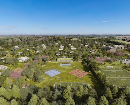 Los espacios deportivos y sociales se consolidan como el corazón de la vida comunitaria de los barrio cerrados