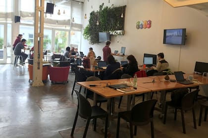 Los espacios que ofrecen coworking se expanden en las grandes ciudades.