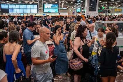 Los espaoles se han visto sorprendidos por las noticias en los fallos del tren de alta velocidad.