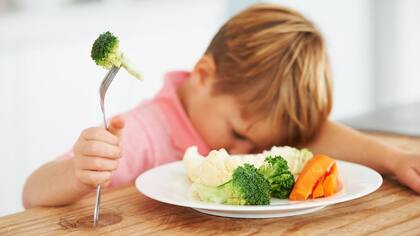 Los especialistas advierten de los graves riesgos de no alimentarse adecuadamente durante la niñez y adolescencia