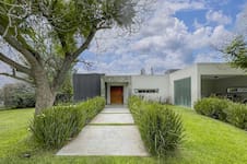 Cuánto sale pintar una casa completa de 100 metros cuadrados en mayo 2026