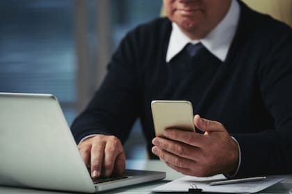 Los especialistas recomiendan verificar identidad en oficinas físicas
