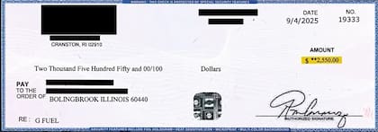 Los estafadores le envíanun cheque de US$2500 de “regalo” a las víctimas para que compren varias gift cards en diferentes tiendas