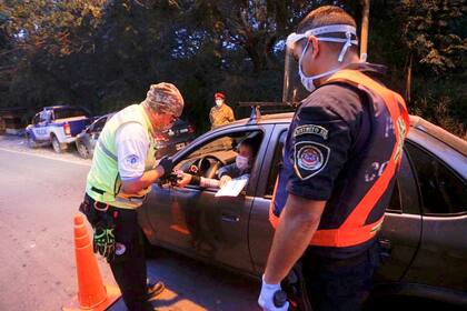 Los estrictos controles en la entrada de Saldán