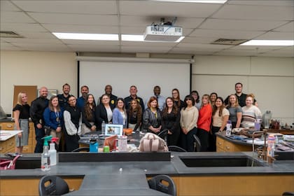 Los estudiantes de la Universidad de Arlington en Texas obtuvieron acceso a todas las pruebas del asesinato