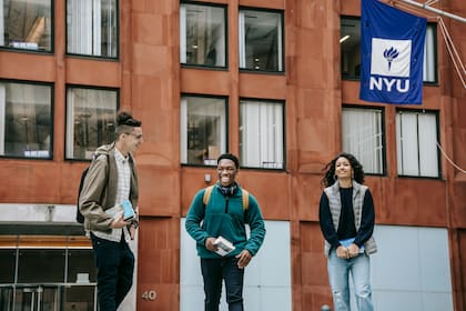 Los estudiantes de universidades de EE.UU. deberán asistir en el verano