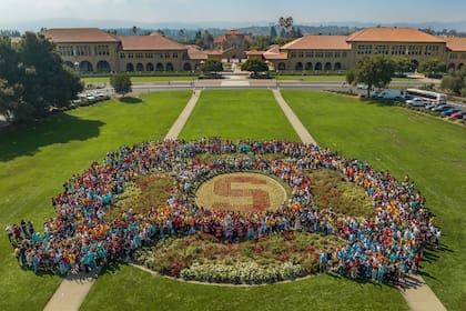 Los estudiantes deben pagar US$67.700 para acudir a Stanford