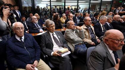 Condenaron a 29 represores de la ESMA