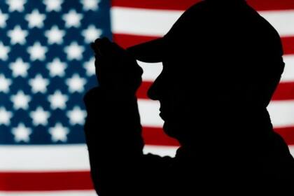 Los exmiembros de la Guardia Nacional de Georgia o de las fuerzas de reserva, que tengan 20 o más años de servicio acreditable, tienen derecho a una licencia de veterano gratuita