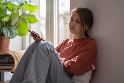 Los expertos explican que no hay garantías de que los menores de edad no puedan saltear las barreras de acceso