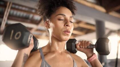 Los expertos recomiendan dar, al menos, un día de descanso al cuerpo durante la semana
Foto: iStock