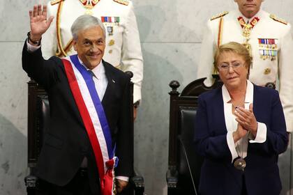Los expresidente Sebastián Piñera y Michelle Bachelet