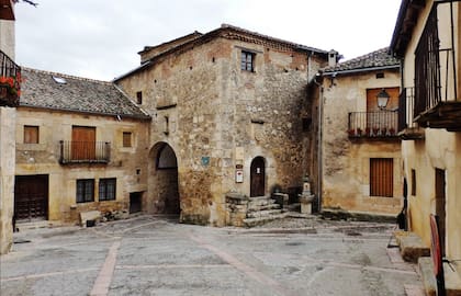 Los exteriores de 30 monedas se filmaron mayormente en Pedraza.