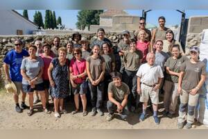 Los familiares de las víctimas buscan "dignificar la memoria"