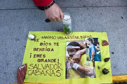 Los fanáticos se acercaron al hospital Angeles, ubicado en el DF