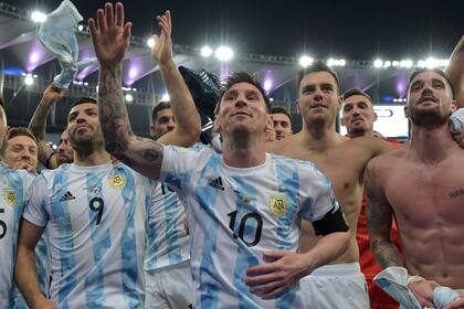 Los festejos de la selección argentina luego de ganarle la final de la Copa América 2021 a Brasil