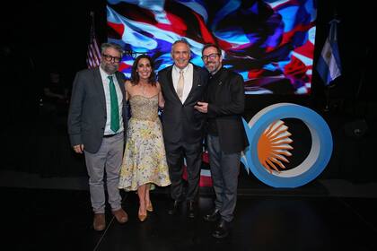 Los festejos en la Embajada de los Estados Unidos