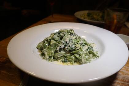 Los fetuccine de La Alacena, el restaurante de Palermo