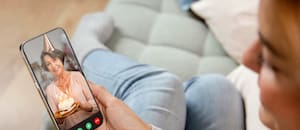 Así se pueden usar efectos y filtros en las videollamadas de WhatsApp