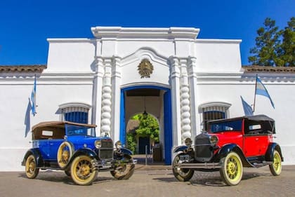 Los Ford A son modelos Phaeton de cuatro puertas y fueron armados por Ford en la Argentina en los años 1928 y 1929