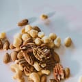 Los nueve frutos secos que recomiendan los cardiólogos para cuidar el corazón después de los 50