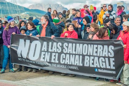 Los fueguinos siguen en alerta. Temen que después de las elecciones pueden retomar la iniciativa.