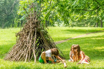 Los fuertes, fortines, refugios y fortalezas siempre han sido parte de la infancia