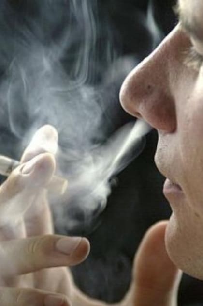 Los fumadores tienen mayor riesgo de padecer cáncer