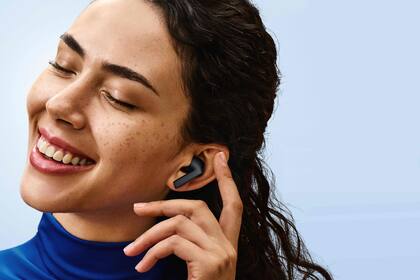 Los Galaxy Buds3 FE tienen 8 horas de autonomía y cancelación activa de ruido