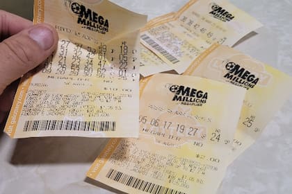 Los ganadores de Mega Millions en Illinois tienen hasta un año para reclamar sus premios
