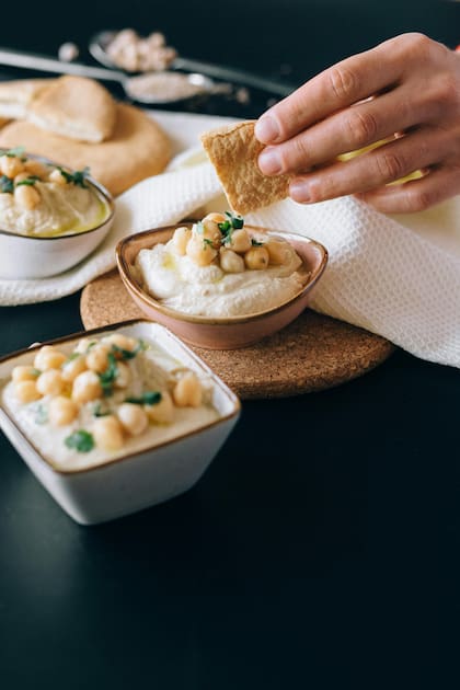 Los garbanzos son muy versátiles y también se pueden disfrutar en otras recetas para picoteos saludables