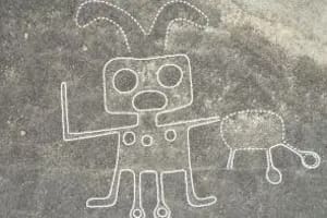 Los geoglifos fueron creados por los habitantes del desierto peruano manipulando piedras superficiales o grava