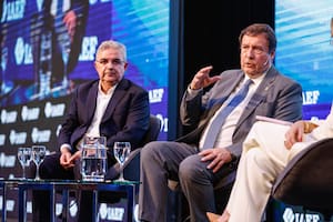 Dos gobernadores dialoguistas reclamaron un “RIGI permanente” y pidieron no volver atrás con el equilibrio fiscal