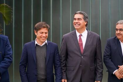 Los gobernadores Axel Kicillof y Jorge Capitanich hoy en Resistencia