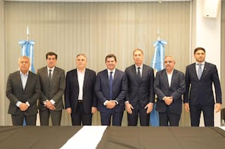 Sin apoyo de los gobernadores, el intento opositor por interpelar a Adorni se postergó en Diputados