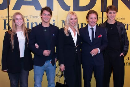 Los Gravier Mazza: Taína, Tiziano, Valeria, Alejandro y Benicio