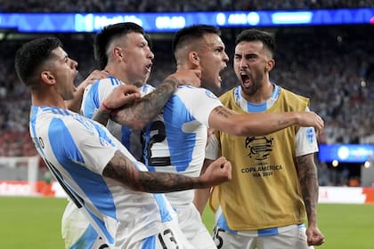 Los gritos llenos de gol del Cuti Romero, Lisandro Martínez, Lautaro Martínez y Nicolás González