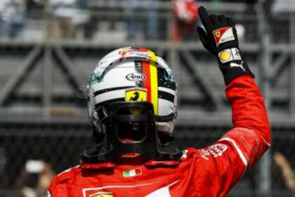 Los guantes biométricos, un invento que permitirá incrementar la seguridad de los pilotos