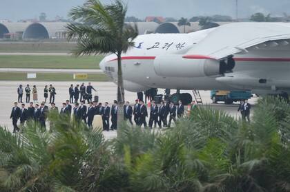 Los guardaespaldas de Kim llegaron a Vietnam en avión