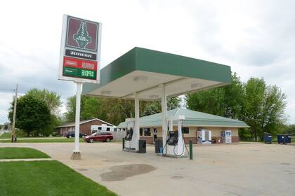 Los Guetter compraron el afortunado boleto de raspadito en la estación de servicio Morning Star que se ubica en el 304 First St. N. de Worthington