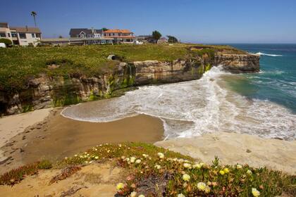 Los habitantes de Santa Cruz necesitan un salario de US$81,21 la hora para costear una vivienda de dos habitaciones