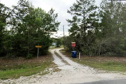 Los hechos se registraron en las propiedades ubicadas sobre la vereda conocida como Alameda Drive en DeLeon Springs
