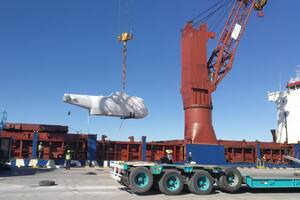 Los helicópteros Sea King SH-3H modernizados llegaron al puerto de Bahía Blanca