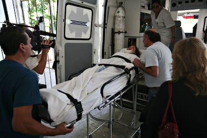 Los heridos fueron atendidos en el hospital de Dolores y pueblos cercanos, pero los más graves debieron ser trasladados a Mar del Plata y La Plata