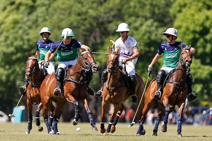 Cambiaso va por otro récord, pero los Castagnola le están ganando al tiempo: sus increíbles marcas