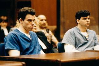 Quién es el argentino que dirige el documental de true crime más importante del momento