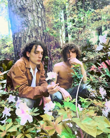 Los hermanos Mutti Spinetta tienen su propia banda llamada Flu Os (Foto: Instagram @flu_os)