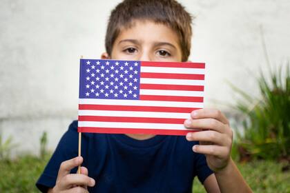 Los hijos no ciudadanos de posibles solicitantes también pueden ser considerados en el nuevo plan de Joe Biden