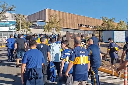 Los hinchas de Boca, al llegar a la cancha