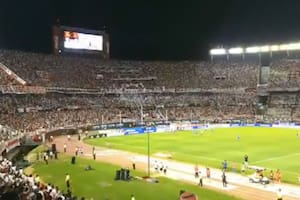 Grieta en la tribuna: cómo surgió el grito contra Macri y las reacciones